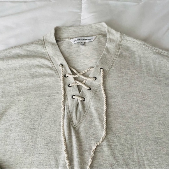 Cupcakes and Cashmere Soma brushed knit oversized lace up v-neck pullover - Picture 7 of 8